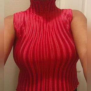 Vintage Red Plisse Turtleneck Tanktop
